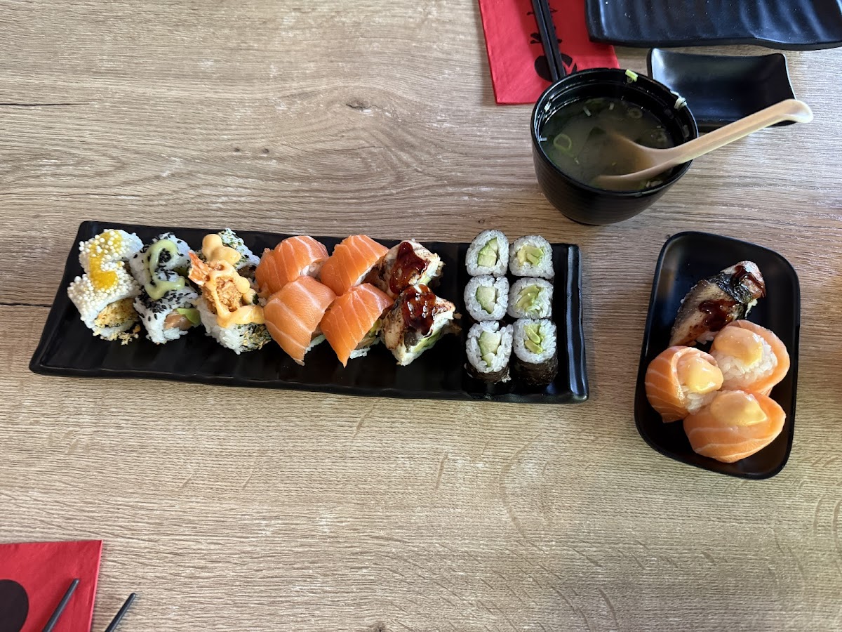 Hotel Restaurant Konbanwa Nijmegen - 4